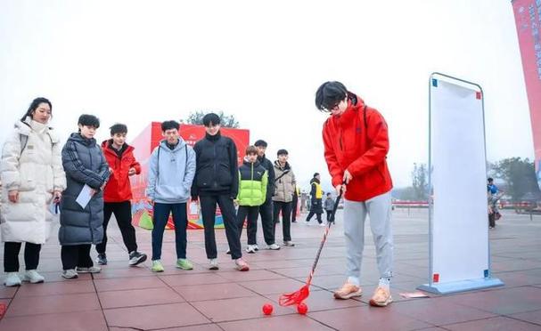 为全球观众