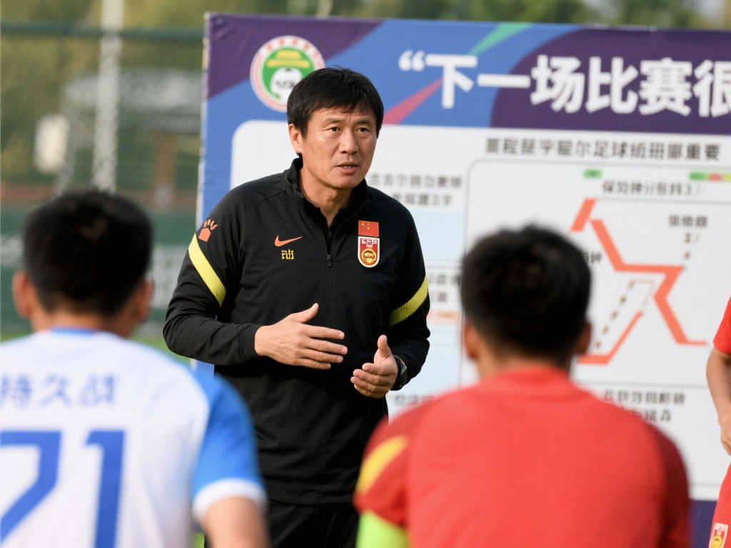 使得他成为 使得他成为